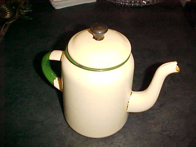 ENAMEL COFFEE POT 18CM HIGH  HH ON LID.