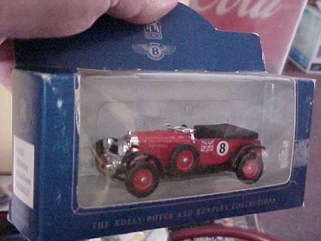 LLEDO RED 1930 BENTLEY 4.5 LITRE BLOWER SL46002