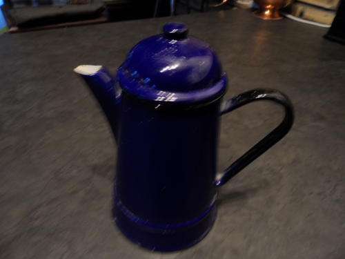 VINTAGE ENAMEL COFFEE POT GOOD CONDITION