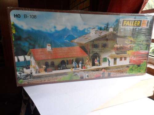 HO FALLER B 108 BERGHEIM STATION. SEALED KIT
