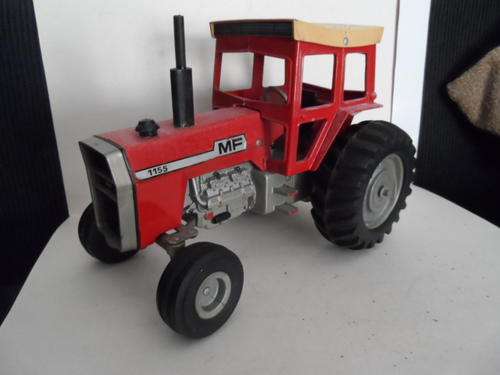 MASSEY FERGUSON 1155  TRACTOR, HEAVY DIECAST MODEL 1/18?