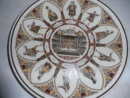 Beautiful Wedgewood shakespeare plate 25.5cm