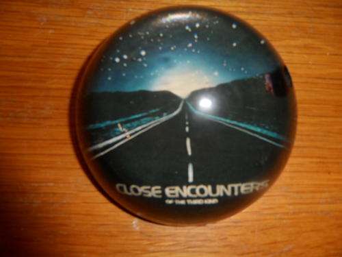 UNUSUAL PEN HOLDER AND PAPER WEIGHT   10.5CM DIAMETER