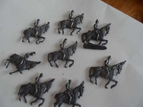 LEAD CASTINGS OF KIGHTS [8]