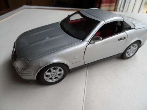 MERCEDES SLK 230, 1/18 DIECAST MAISTO,
