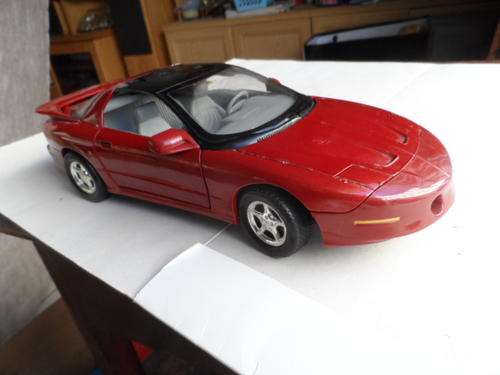 PONTIAC FIREBIRD 1996, 1/18 DIECAST,