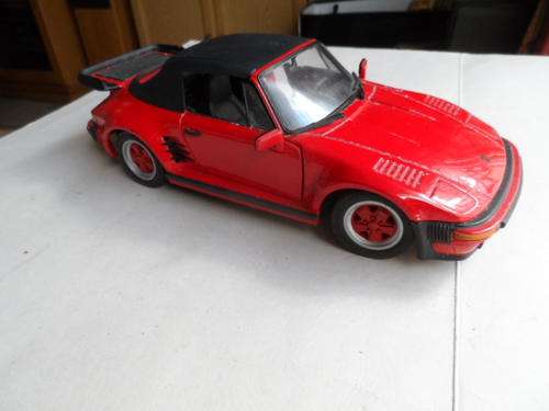 PORSCHE 930 TURBO, 1/18 DIECAST