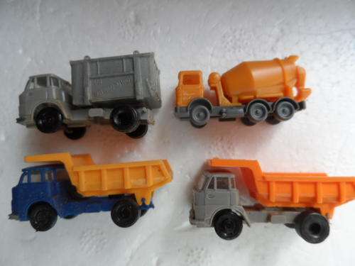 N SCALE FOUR CONSTRUCTION TRUCKS