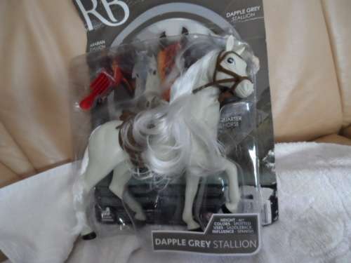ROYAL BREEDS DAPPLE GREY STALLION, 20 CM HIGH