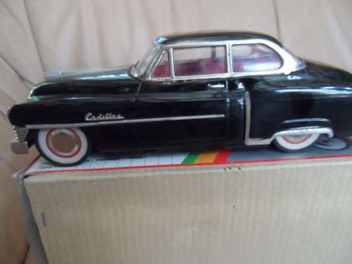 TINPLATE LUXE CAR CADILLAC, BOXED