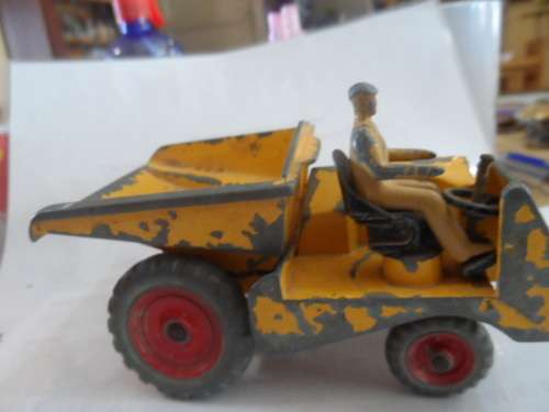 ORIGINAL DINKY  MUIR HILL DUMPER     [M20]