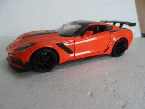 MOTORMAX 2019 CORVETTE ZR1 1/24 TH SCALE [M25]