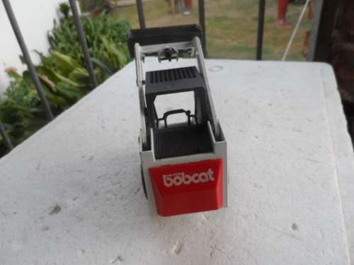 GAMA 9420 BOBCAT SKIDSTEER 1/19 SCALE [M43]