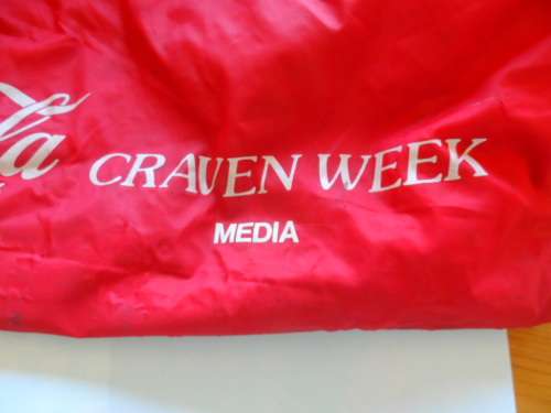 COCACOLA CARRY BAG --CRAVEN WEEK--MEDIA