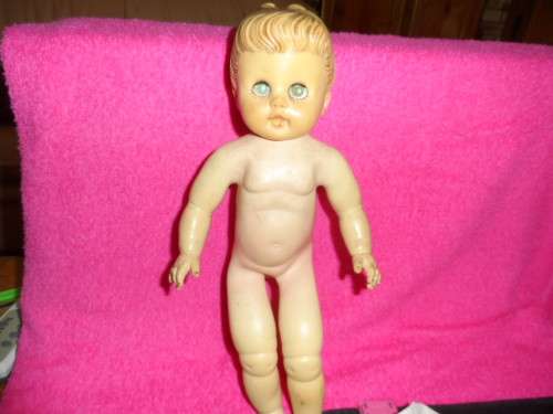 Lovely vintage doll legs and arms straight 34cm length .  Stuffed rubber.