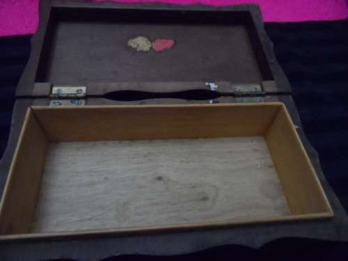 Lovely vintage wooden jewelry box 21cm x 11.5cm x 60cm