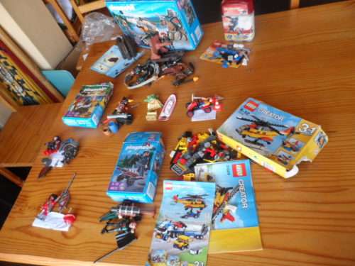 LEGO AND PLAYMOBIL LOT