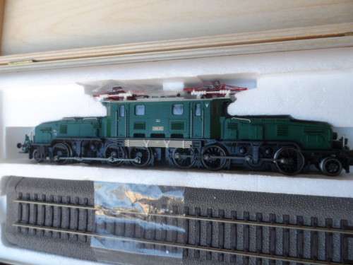 ROCO 43378 MUSEUM EDITION LOCO 1100.102