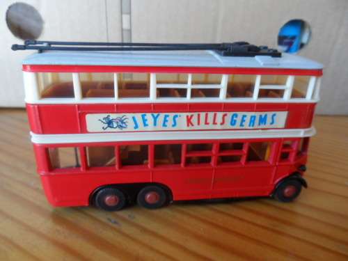 MATCHBOX MOY V10 DIDDLER TROLLEY BUS 1/76   [M31]