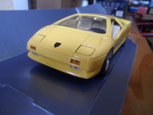 LAMBORGHINI DIABLO  1/24