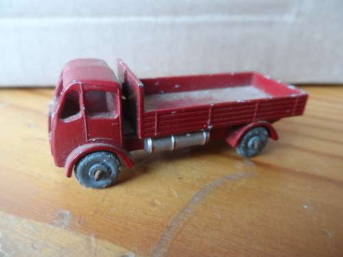 MATCHBOX NO 20 ERF STAKE TRUCK