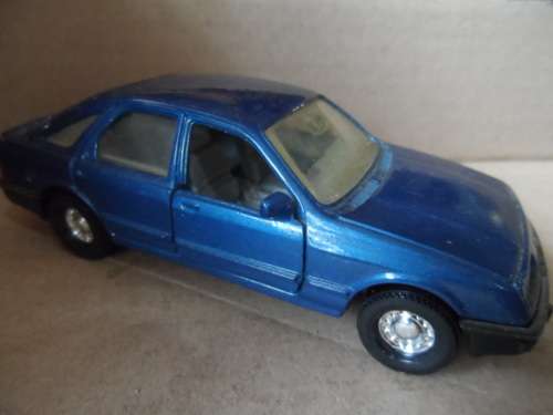 CORGI FORD SIERRA 2.3 GHIA   [M13]