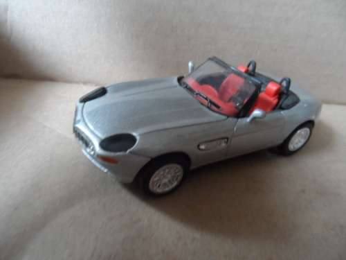 BMW Z8 1/43 SCALE  [M37]