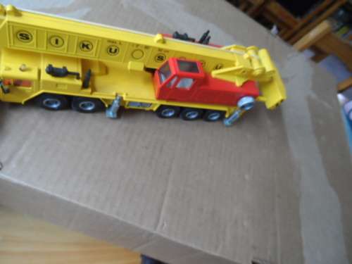 SIKU 4010 HYDRAUILIC  HEAVY LIFT CANE 1/55 SCALE  [M309]