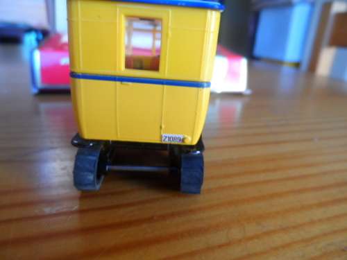 Matchbox y16 1023 Scania Vabis post bus  boxed [ m43]