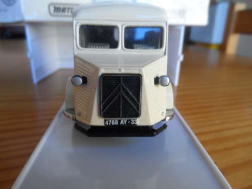 Matchbox YTF4 CITROEN TYPE H VAN `MARCILLAT` boxed [ m25]