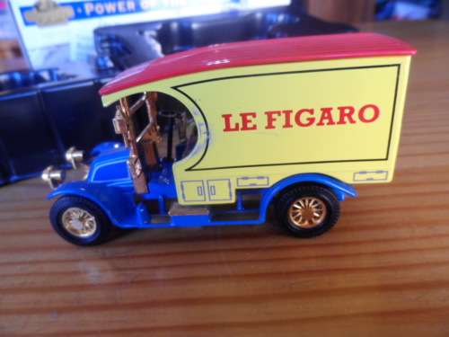 Matchbox YPP01 1910 RENAULT AG `LE FIGARO` boxed [ m302]