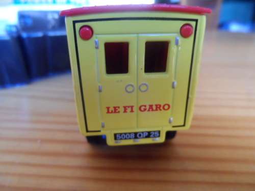 Matchbox YPP01 1910 RENAULT AG `LE FIGARO` boxed [ m302]