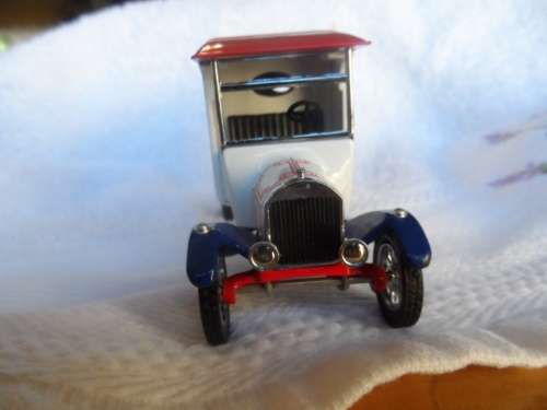 MATCHBOXYY039/SC 1926 Ford Model TT Van `USA 20th Annive #448 [ m302]