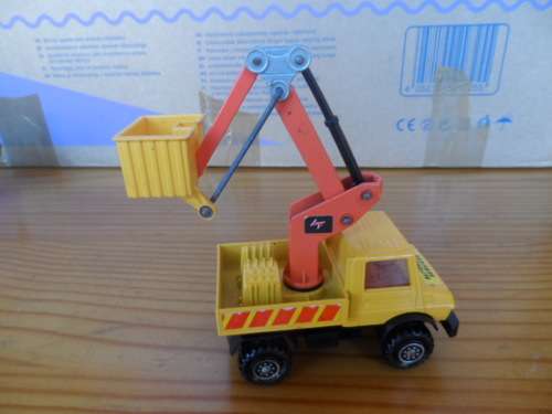 MATCHBOX SUPERKINGS  K-93  MercUNIMOG 1982 Auto Route Service[M200]
