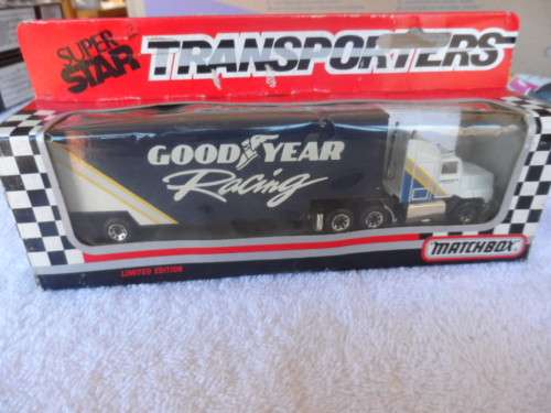 MATCHBOX SUPER STAR TRANSPORTER - GOODYEAR RACING [M555]