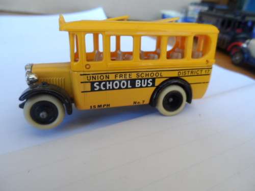 LLEDO SCHOOL BUS  [M2]
