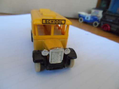 LLEDO SCHOOL BUS  [M2]