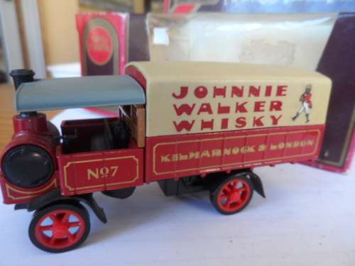 MATCHBOX  Y8 1917 YORKSHIRE STEAM ENGINE ` JOHNNY WALKER`  [M6]