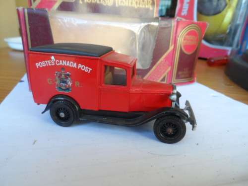 MATCHBOX Y22 1930 MODEL A VAN ` POSTES CANADA` [M6]