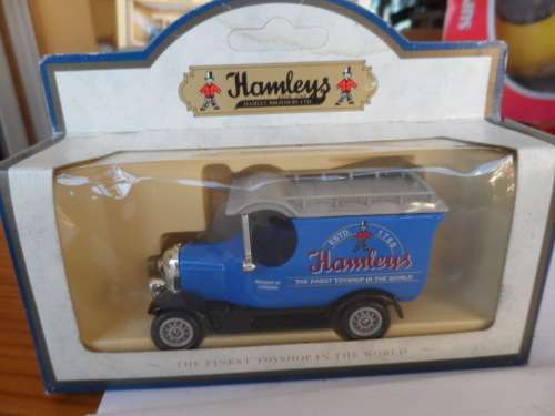 LLEDO 1928 BULL NOSE MORRIS VAN `HAMLEYS` [M3]