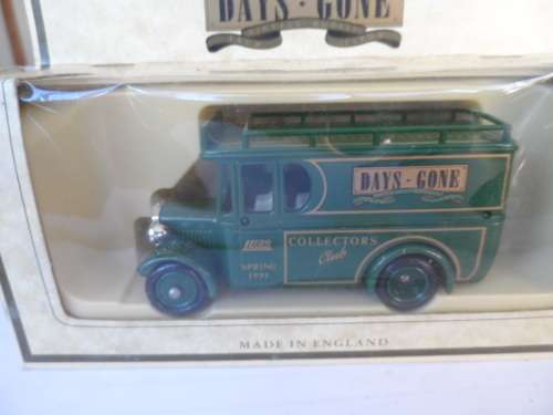 LLEDO  1934 DENNIS DELIVERY TRUCK `CLUB SPRING 1991` [M1]