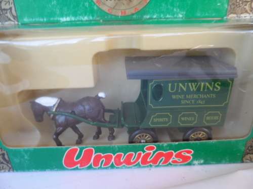 LLEDO HPRSEDRAWN VAN `UNWINS` [M5]