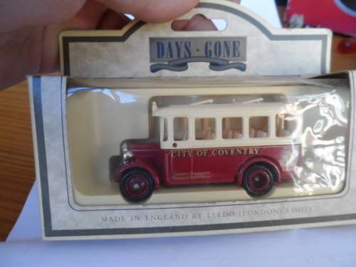 LLEDO DENNIS SINGLE DECK COACH `CITY OF COVENTRY`  [M5]