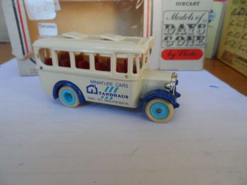 LLEDO SINGLE DECKER BUS ` TANDHAUS` [M10]