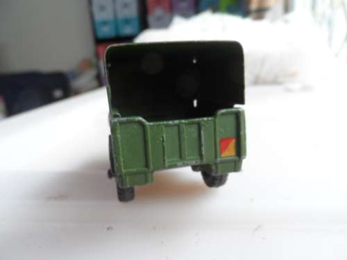 VINTAGE DINKY TOY No 641 - 1 Ton Army Cargo Truck with Driver And Canopy Top