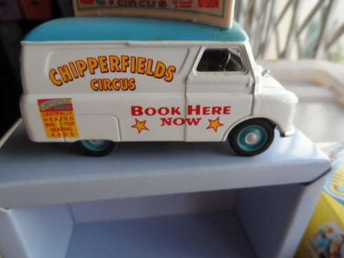 CORGI CHIPPERFIELDS ADVANCE BOOKING VEHICLE, MINT BOXED