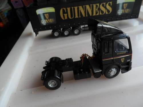 Corgi 75407 Guinness leyland daf curtainside 1/50 scale vintage  [M74]