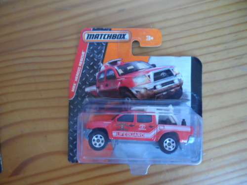 Matchbox heroic rescue toyota tacoma  [m302]]