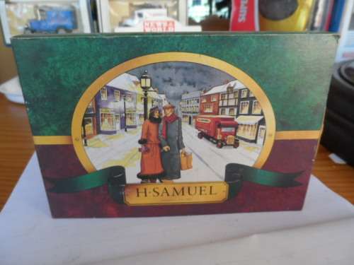 LLEDO CLOSED DELIVERY VAN `H. SAMUEL IN SPECIAL BOX.   [M5]