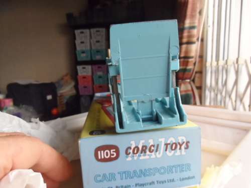 CORGI 1105 BEDFORD TK CARRIMORE CAR TRANSPORTER
